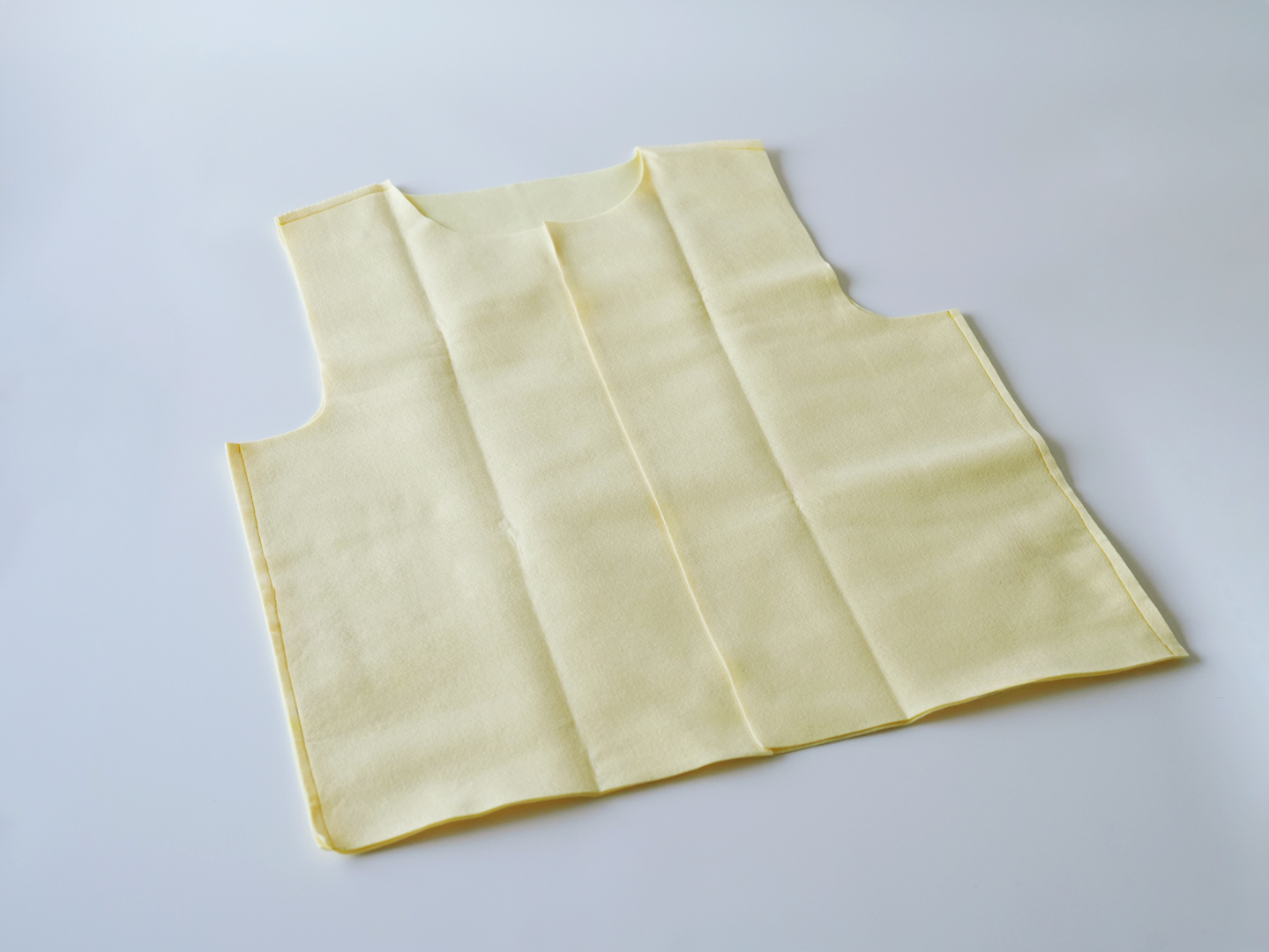 フエルトチョッキ